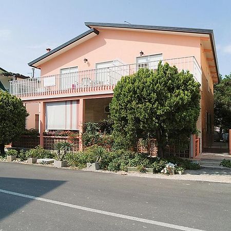 Erica Villa Bibione Eksteriør bilde